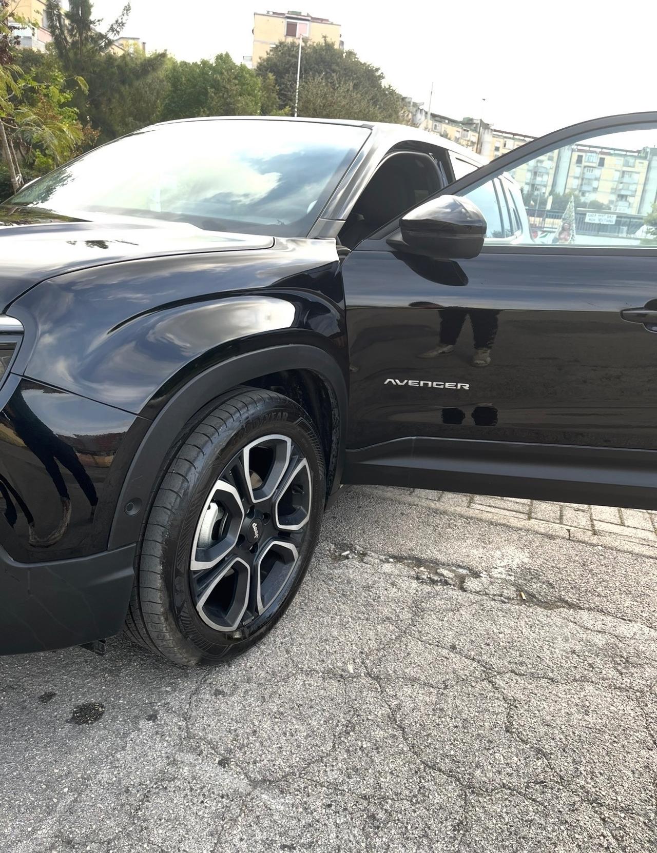 Jeep Avenger 1.2 Turbo 100 CV Summit