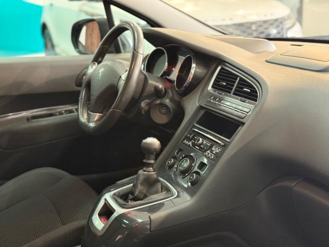 PEUGEOT 5008 1.6 e-HDi 115CV Allure*UNI PROP*TETTO*7 POSTI