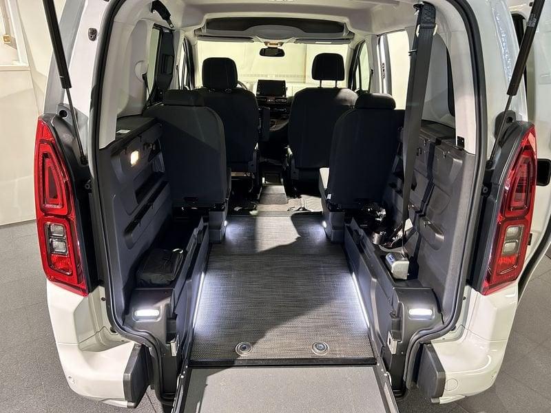 Toyota Proace City Verso Proace City Verso 1.5D 130 CV S&S L1 + ALLESTIMENTO DISABILI