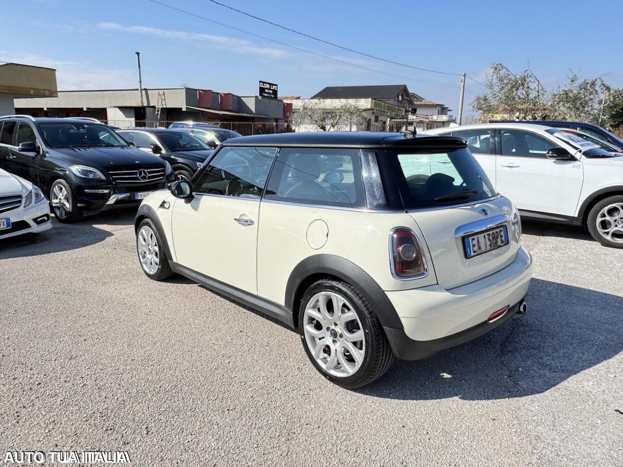 MINI COOPER D AUTOMATICA ADATTA NEOPATENTATI