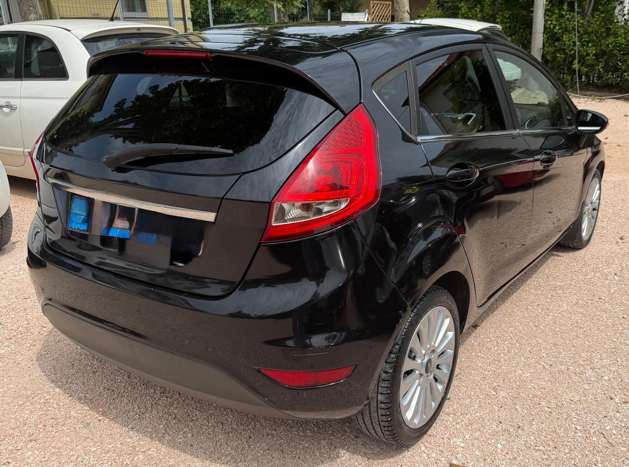 Ford Fiesta 1.2 82 CV 5 porte Titanium