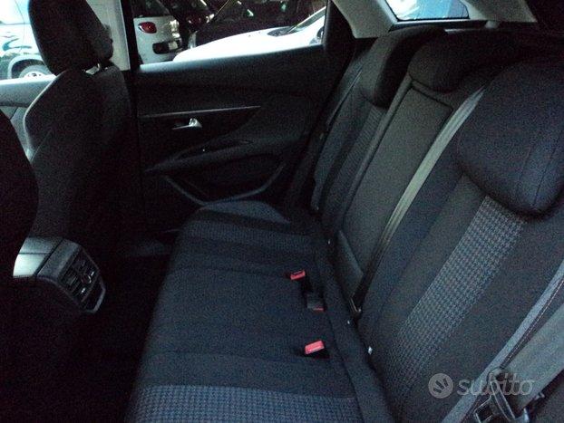 Peugeot 3008 PureTech Turbo 130 S&S Allure