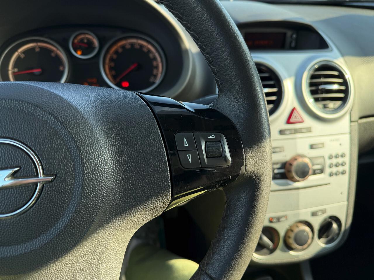 Opel Corsa 1.3 CDTI 75CV Edition10 /158.000KM