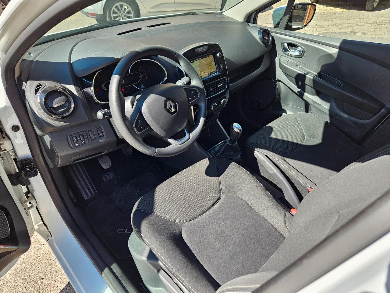 RENAULT CLIO 1500 DCI NAVI CHILOMETRI CERTIFICATI