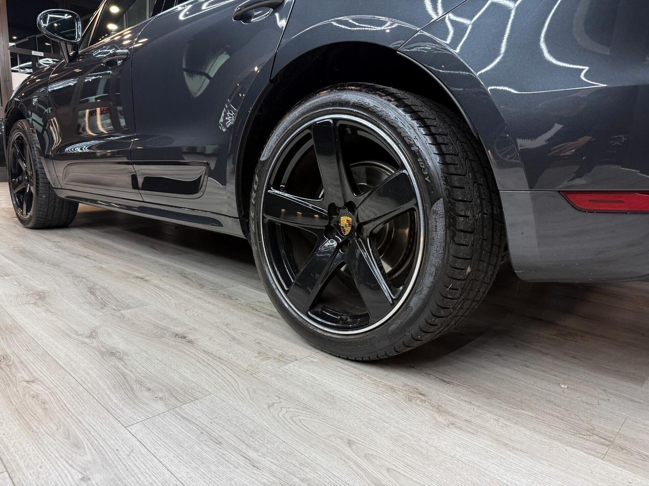 Porsche Macan 2.0 252CV PDK Tetto Panoramico