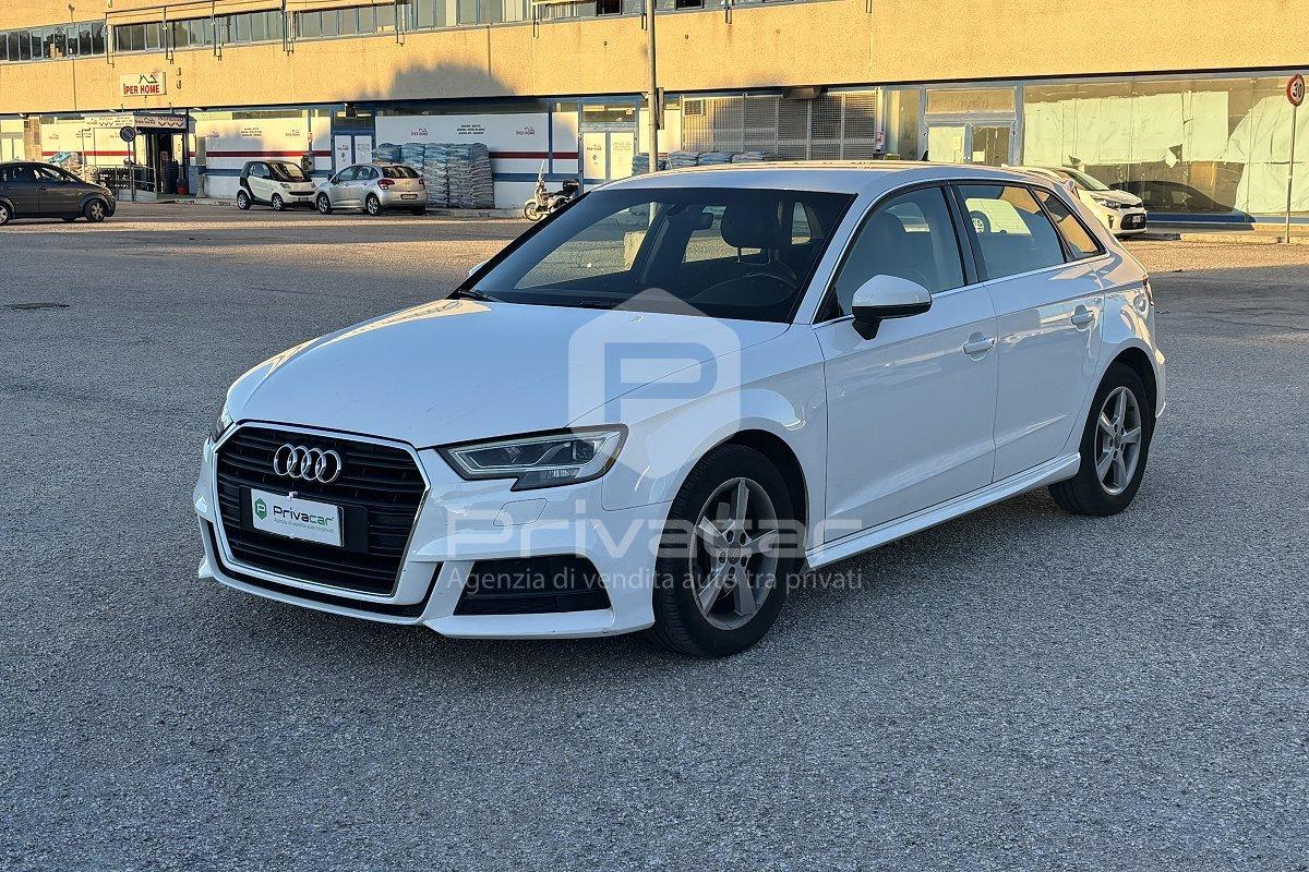 AUDI A3 SPB 30 g-tron S tronic Admired