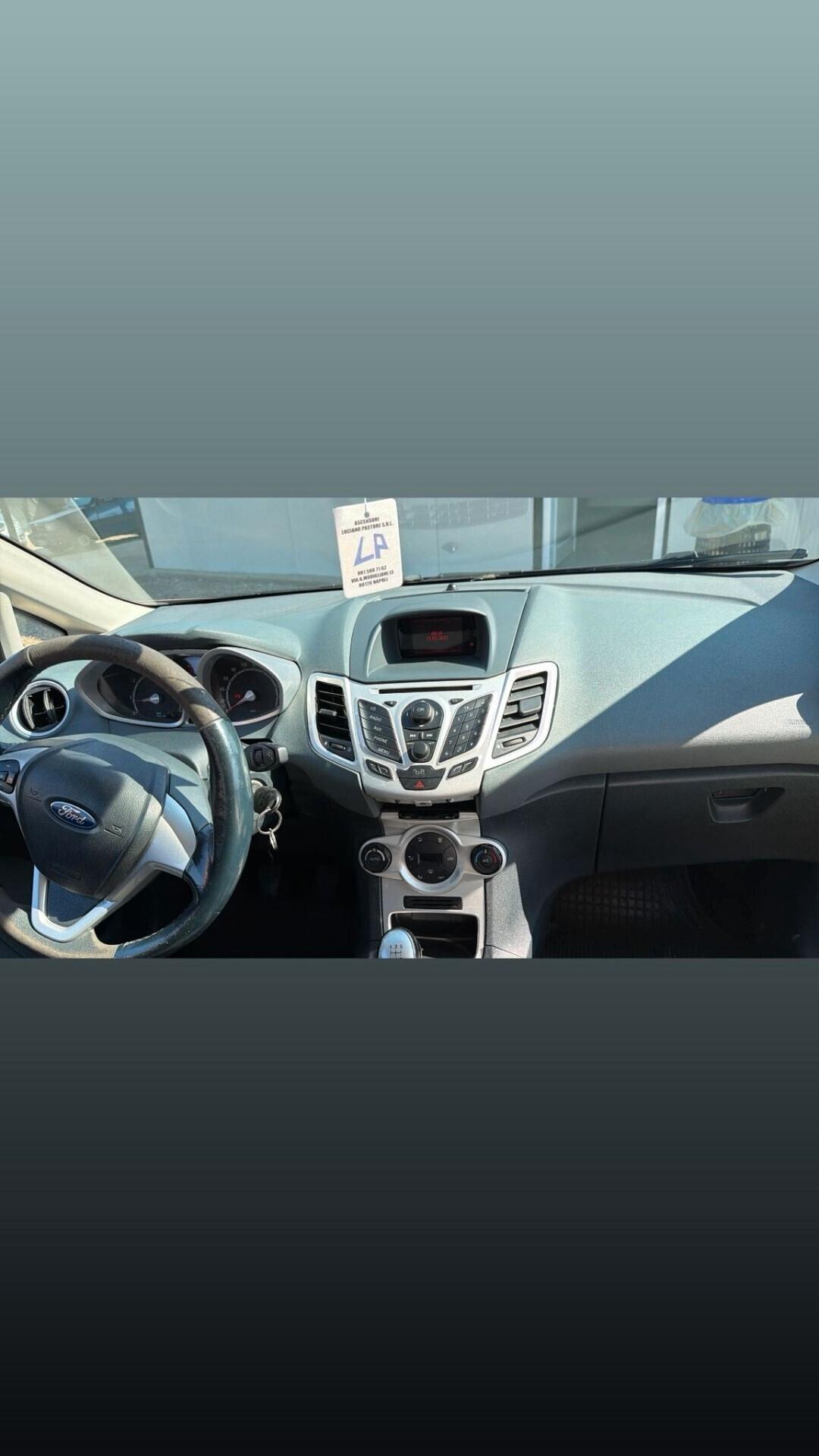 Ford Fiesta 1.2 82CV 3 porte Titanium