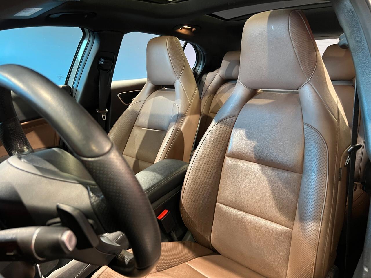 Mercedes-benz GLA 180d Automatic Executive TETTO