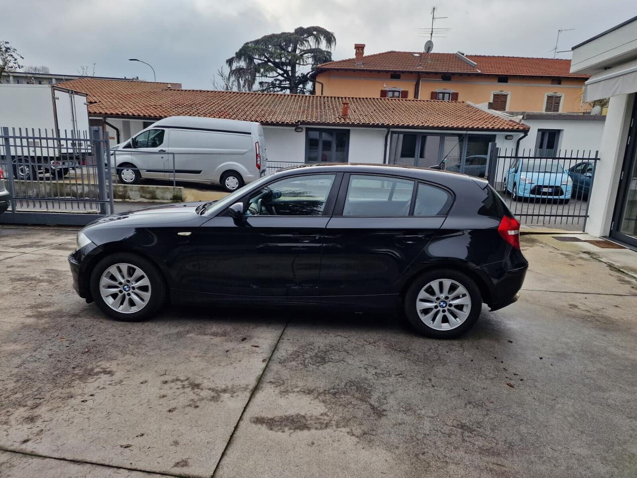 Bmw 116i cat 5 porte Futura