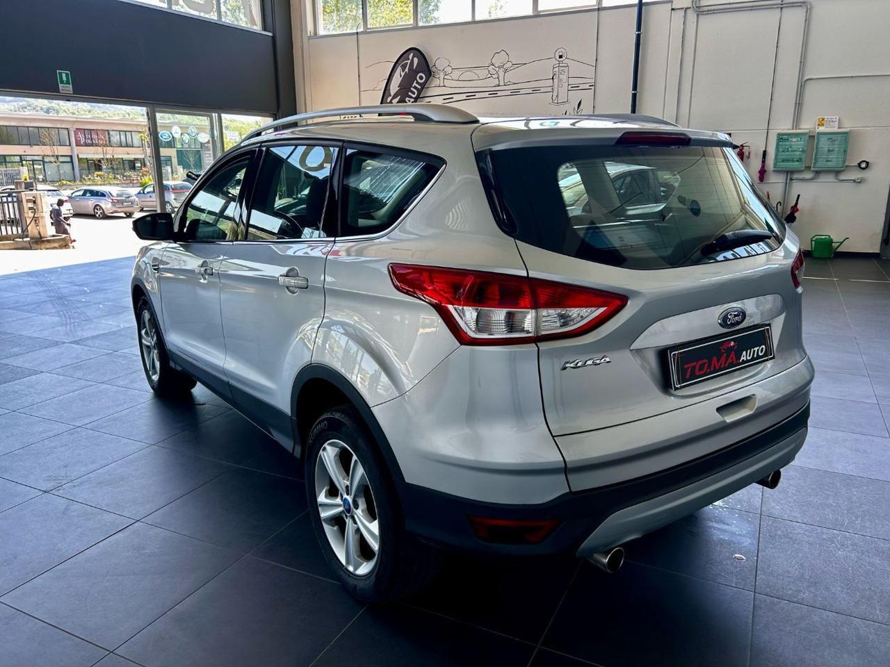 Ford Kuga 2.0 TDCI 140 CV 2WD Titanium