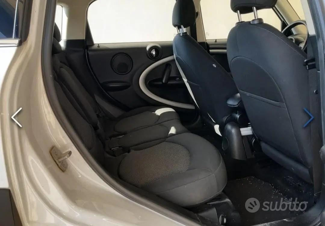 MINI COUNTRYMAN D