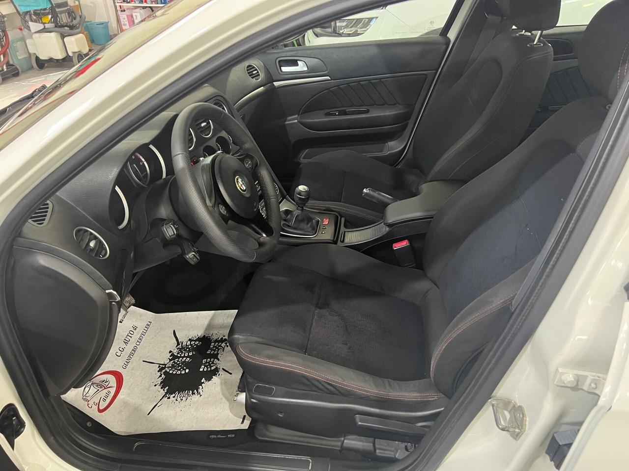 Alfa Romeo 159 2.0 136 CV - DISTINCTIVE - 2011