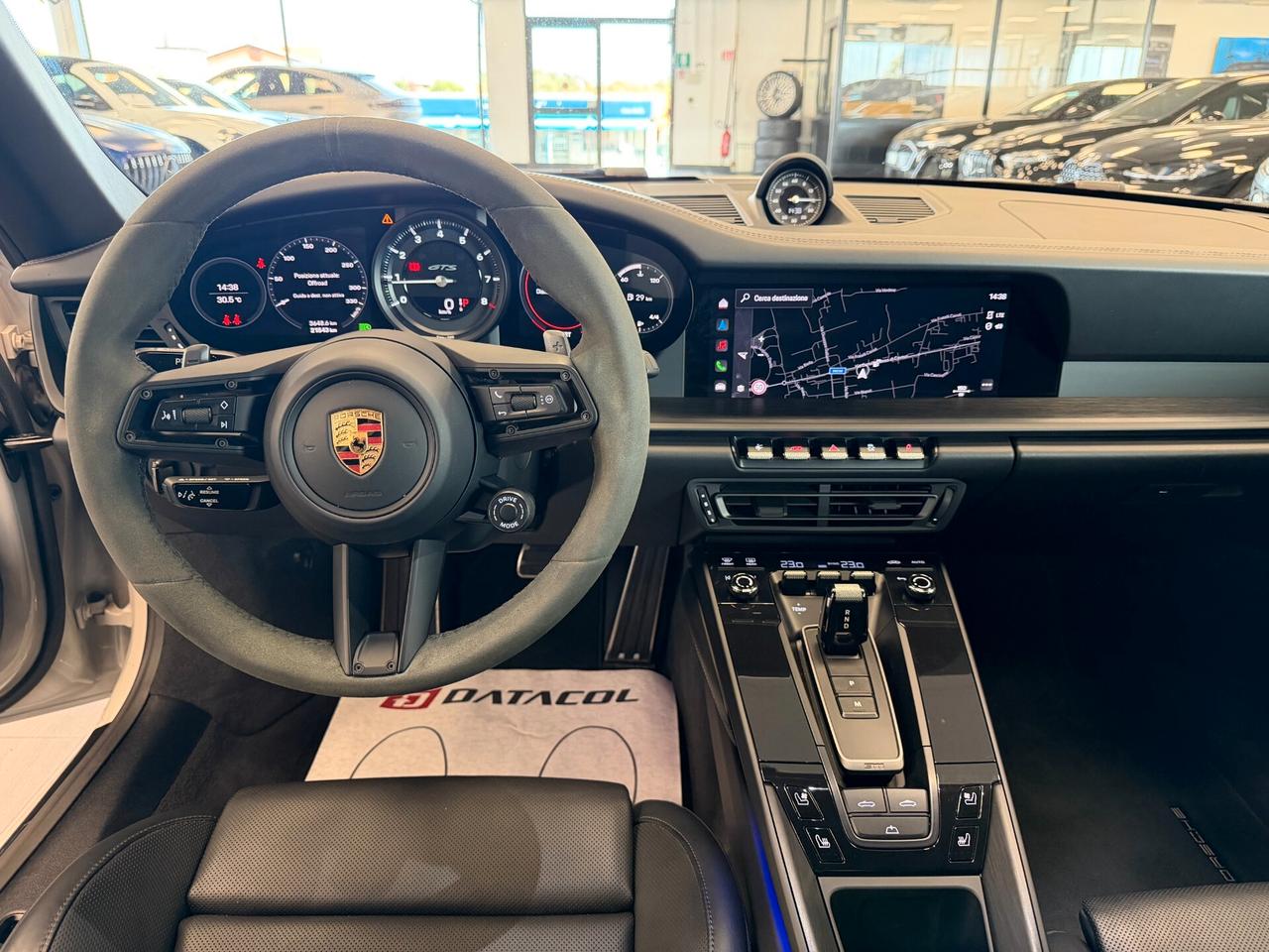 Porsche 911 Carrera 4 GTS Cabriolet