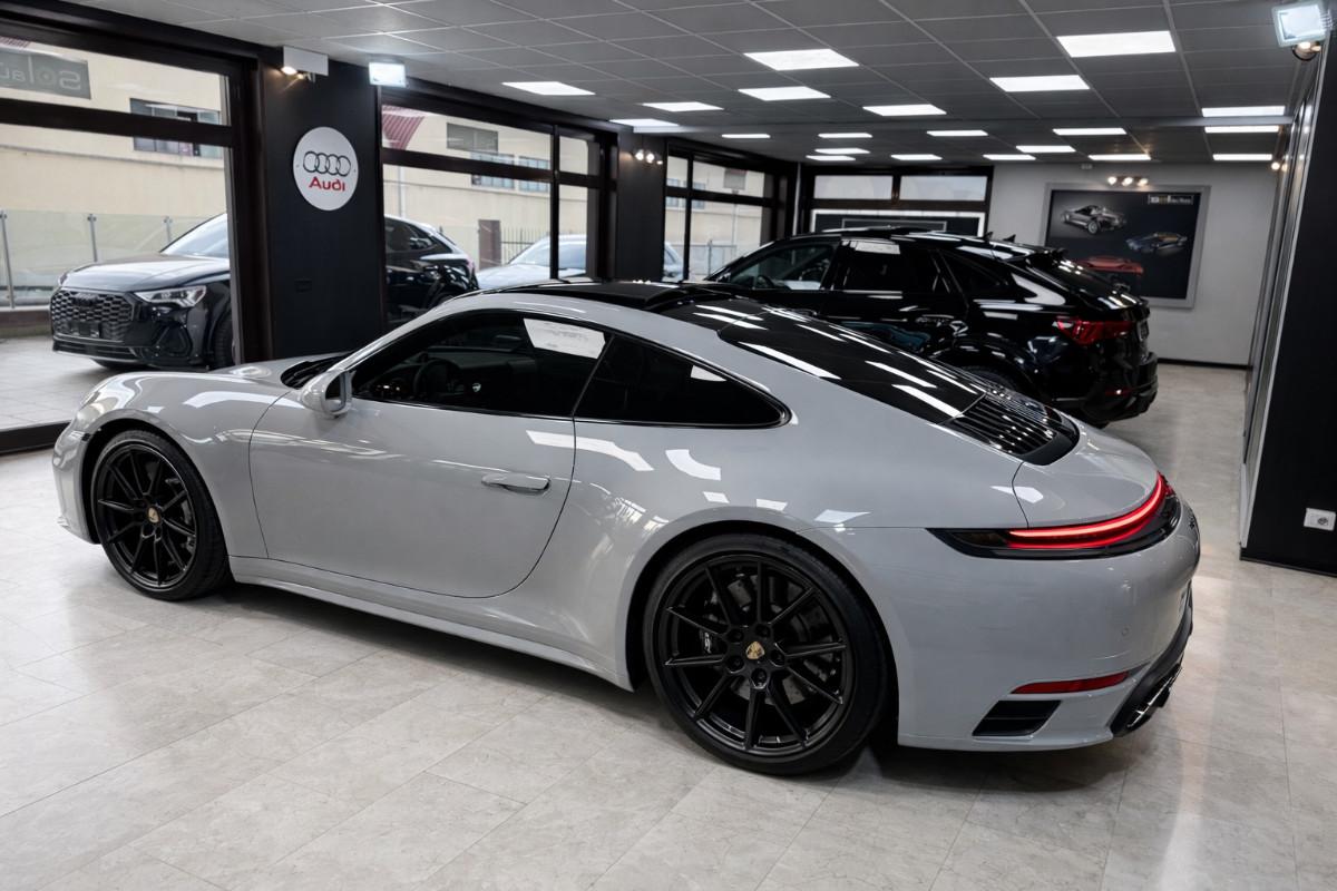 Porsche 911 Coupé 3.0 Carrera S 480cv auto