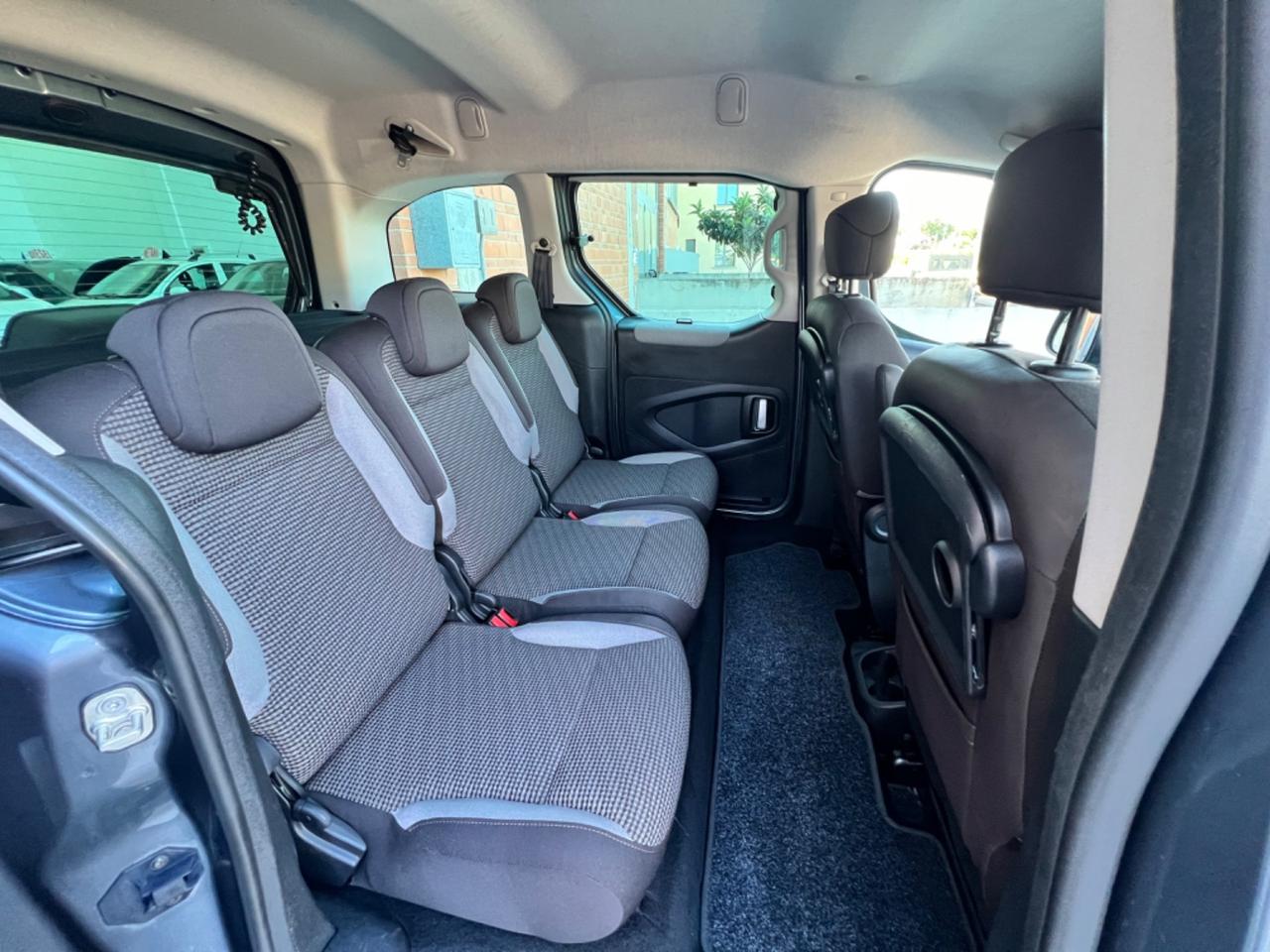 Peugeot Partner Tepee 1.6 HDi 115CV Outdoor