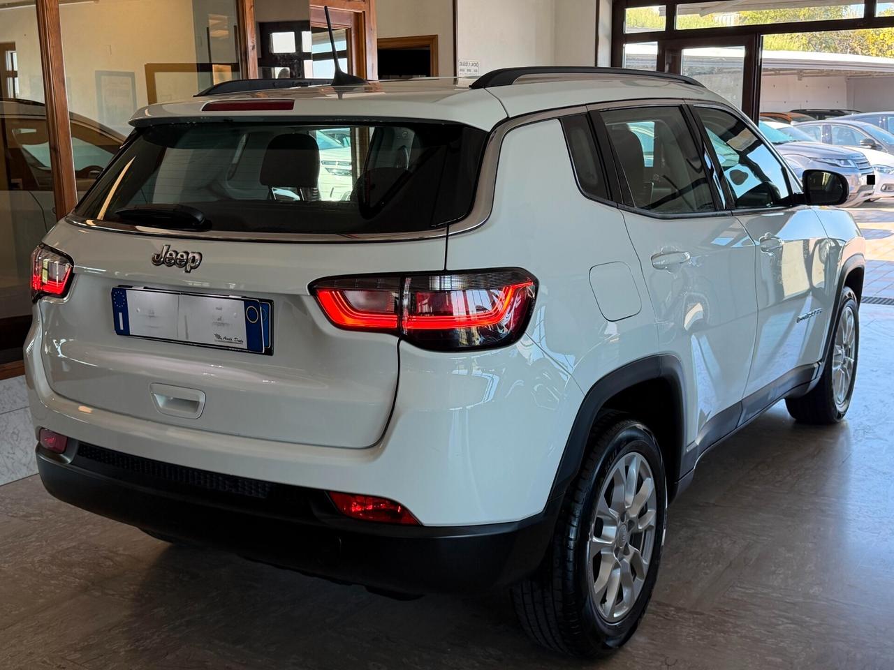 Jeep Compass 2WD 1.6 M.JET 130 cv. BUSINESS (UNav)