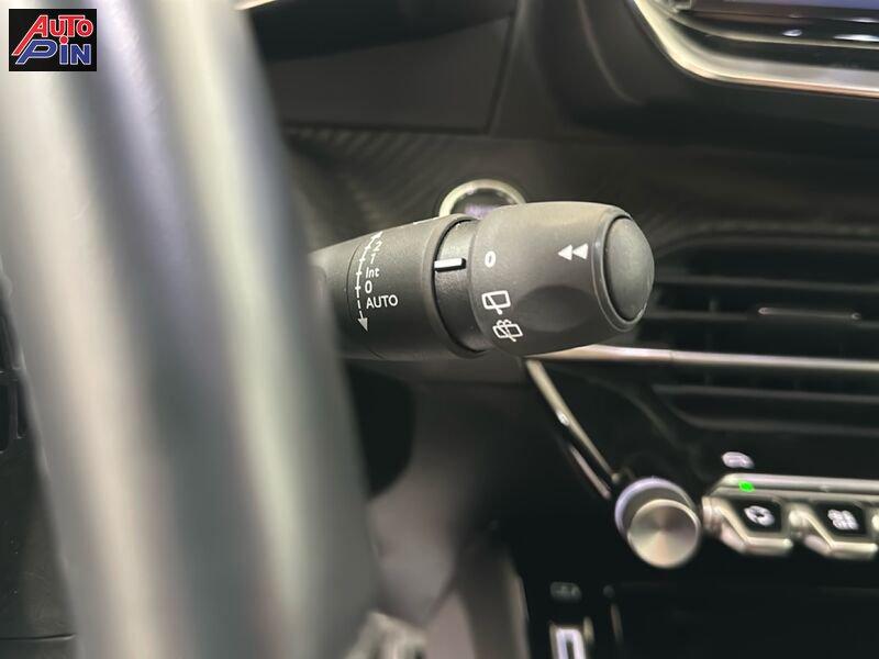 Peugeot 208 GT Hybrid 136 e-DCS6 auto