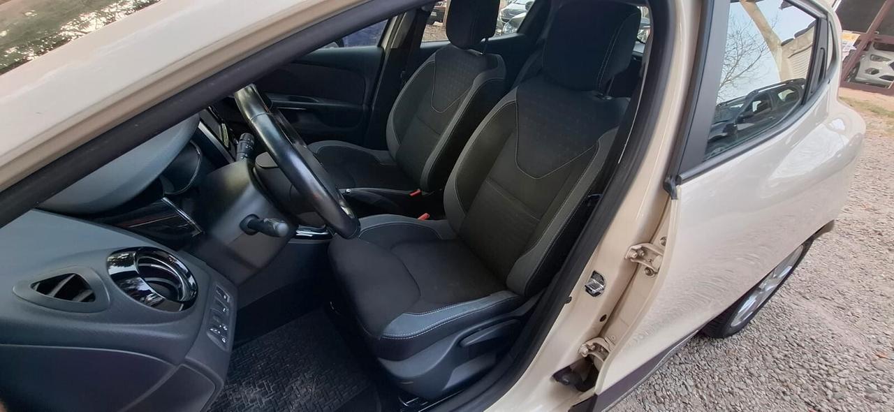 Renault Clio dCi 8V 90CV Start&Stop cambio aut.