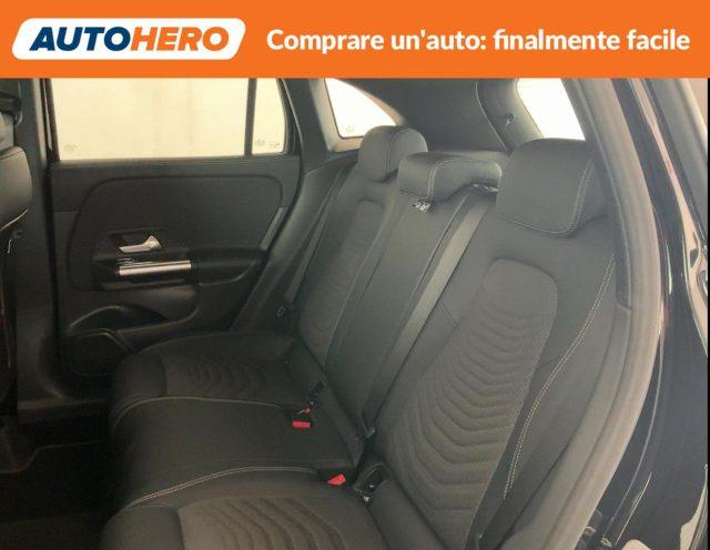MERCEDES-BENZ GLA 180 d Business Extra auto