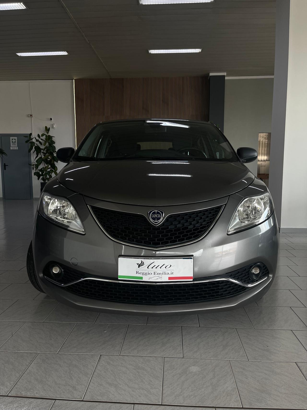 Lancia Ypsilon 1.2 69 CV 5 porte GPL Ecochic Gold