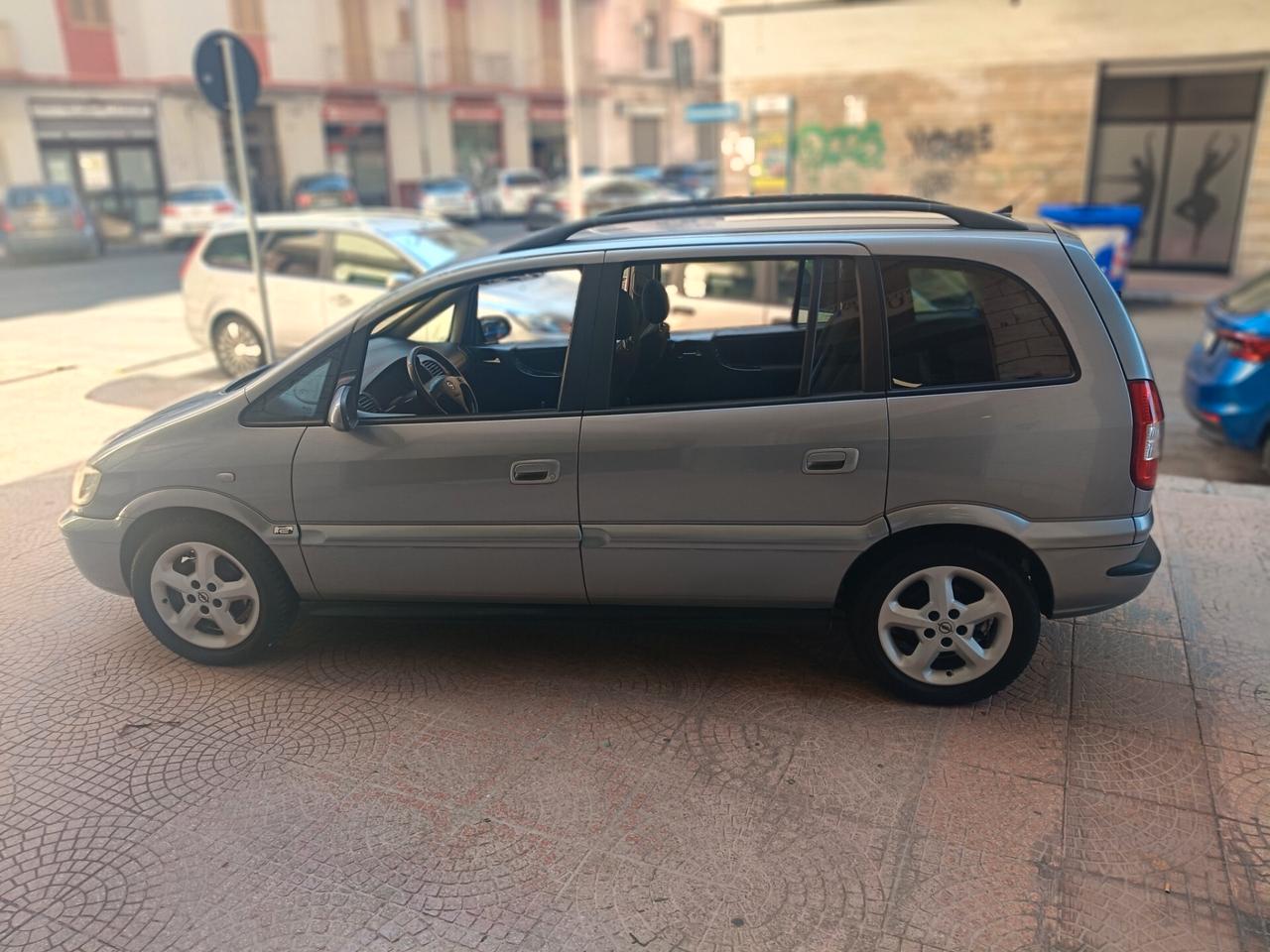 Opel Zafira 1.6 7 POSTI METANO -SOLO132000KM-Euro3250