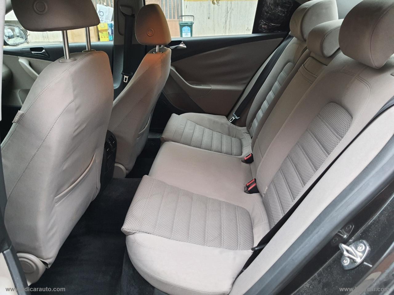 VOLKSWAGEN Passat 2.0 TDI DPF DSG Highline