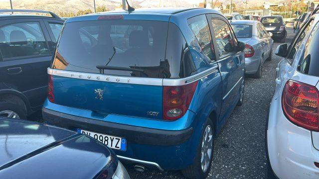 PEUGEOT 1007 1.6 HDi Sporty