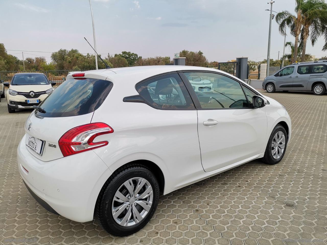 PEUGEOT 208 1.4 HDi 68 CV 3p. Allure