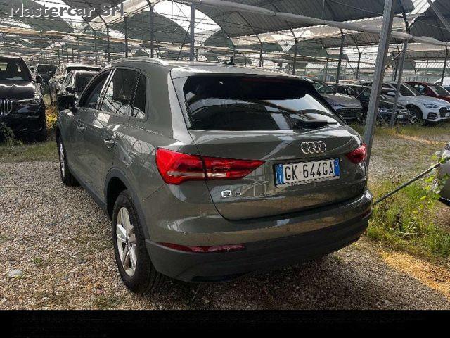 AUDI Q3 Q3 45 1.4 tfsi e Business s-tronic - GK644GA