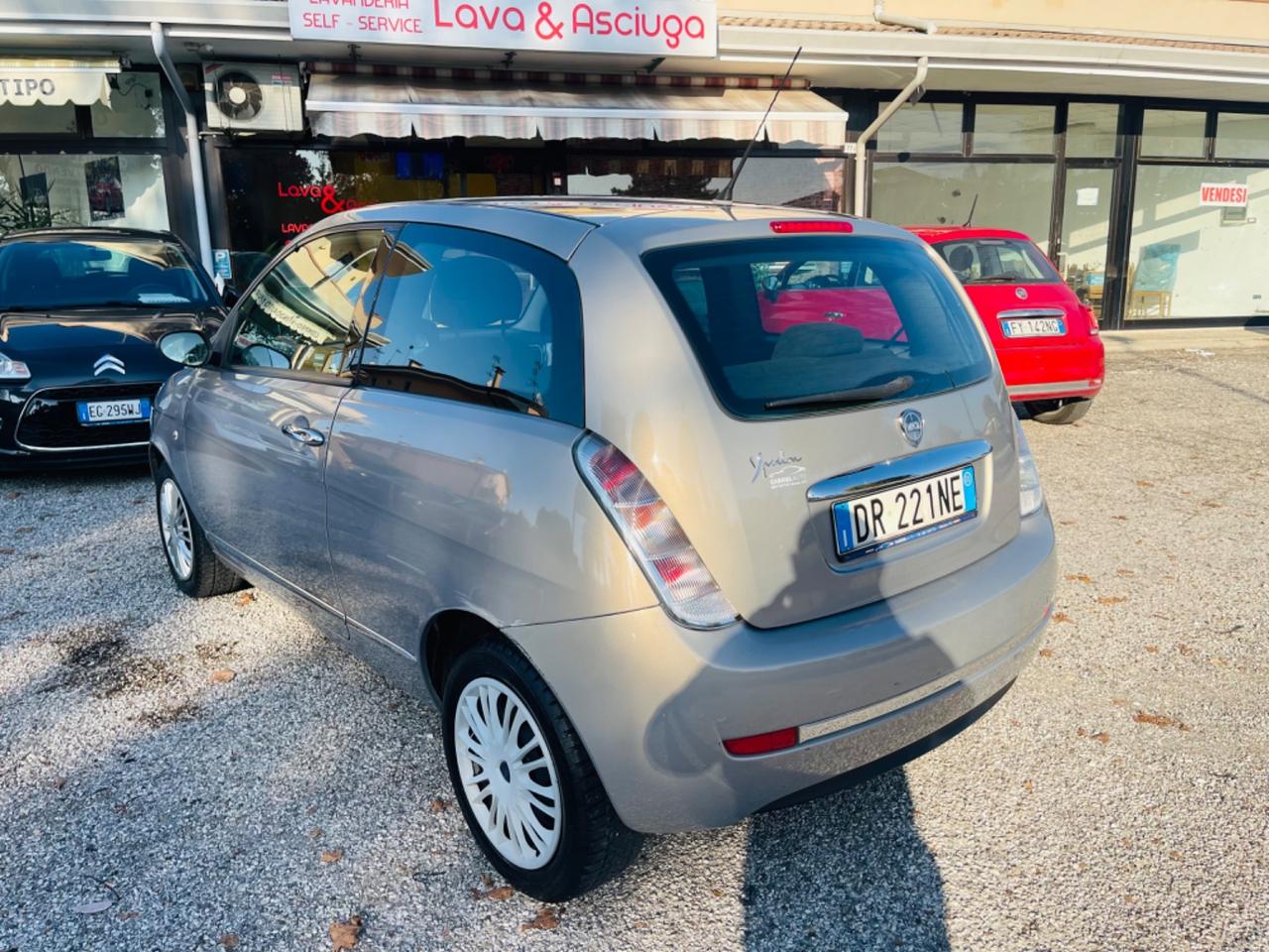 Lancia Ypsilon 1.2 111.000km!!! Ok Neopatentati