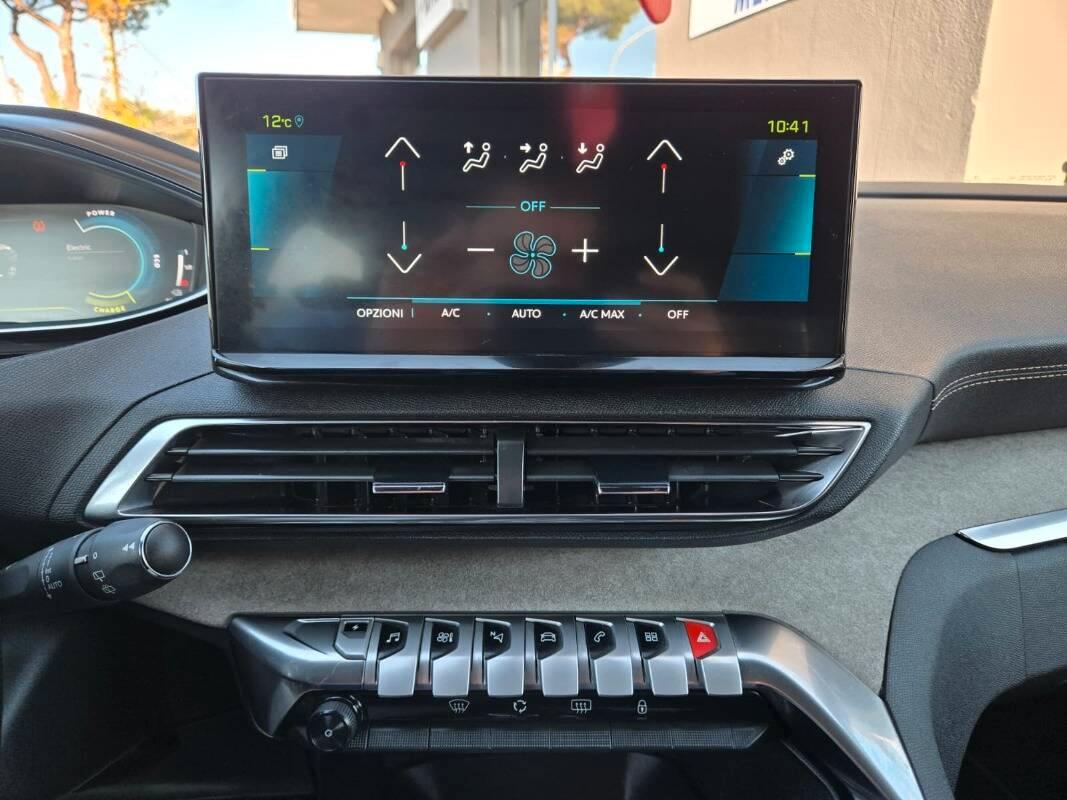 Peugeot 3008 II 1.6 hybrid phev GT Pack 225cv e-eat8