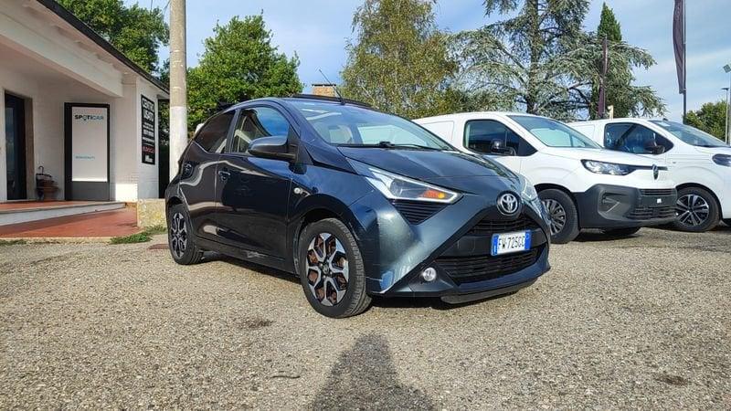 Toyota Aygo Aygo Connect 1.0 VVT-i 72 CV 5 porte x-wave