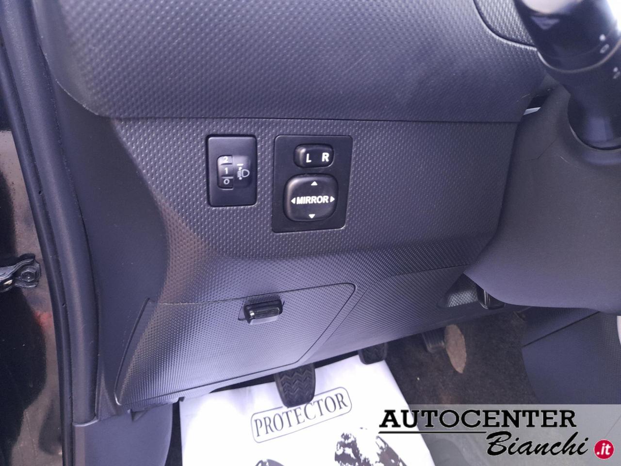 Toyota Urban Cruiser 1.4 d-4d Luxury Awd