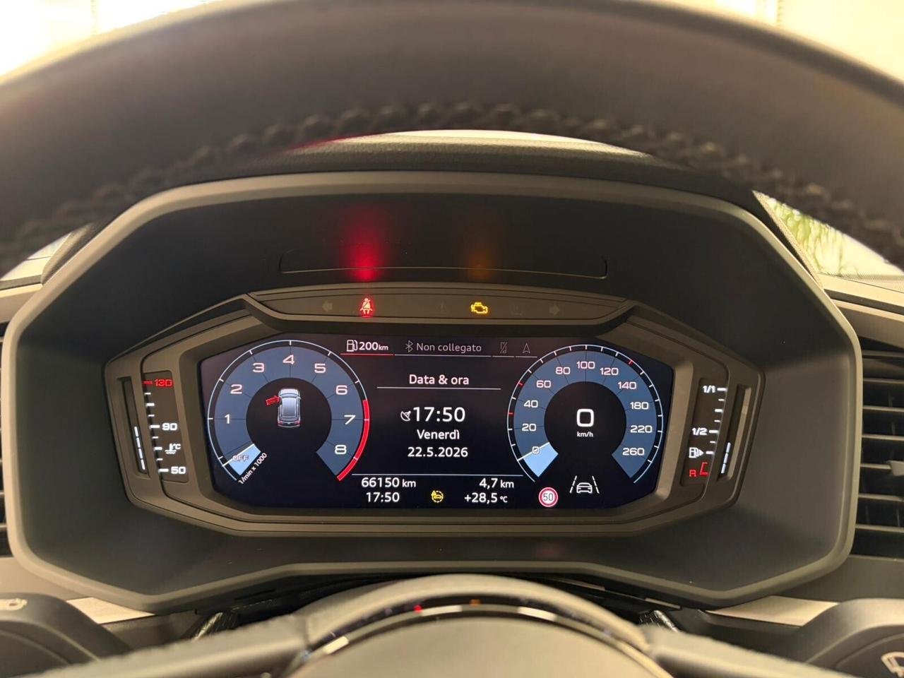 Audi A1 citycarver 30 1.0 tfsi Identity Black 110cv