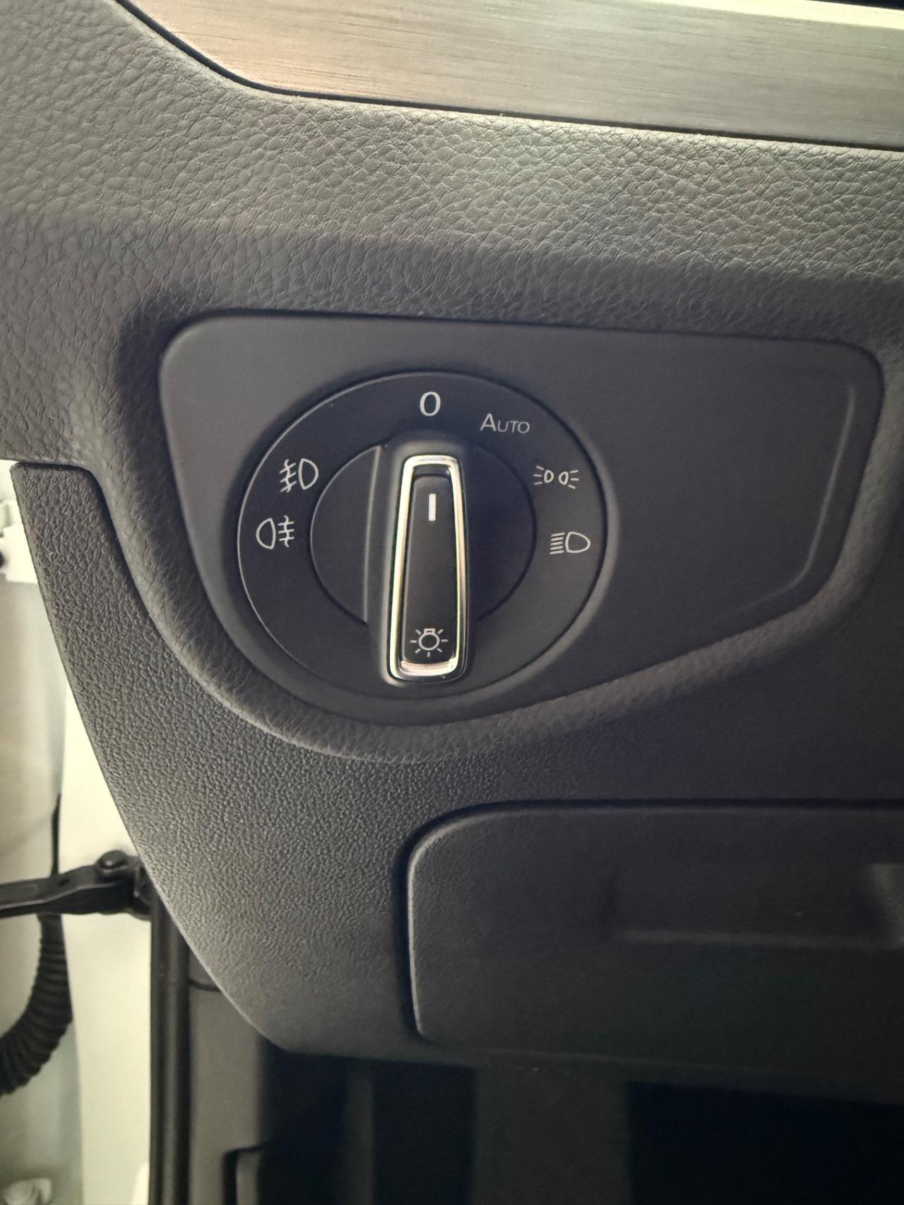 Volkswagen Touran 2.0 TDI DSG 2020
