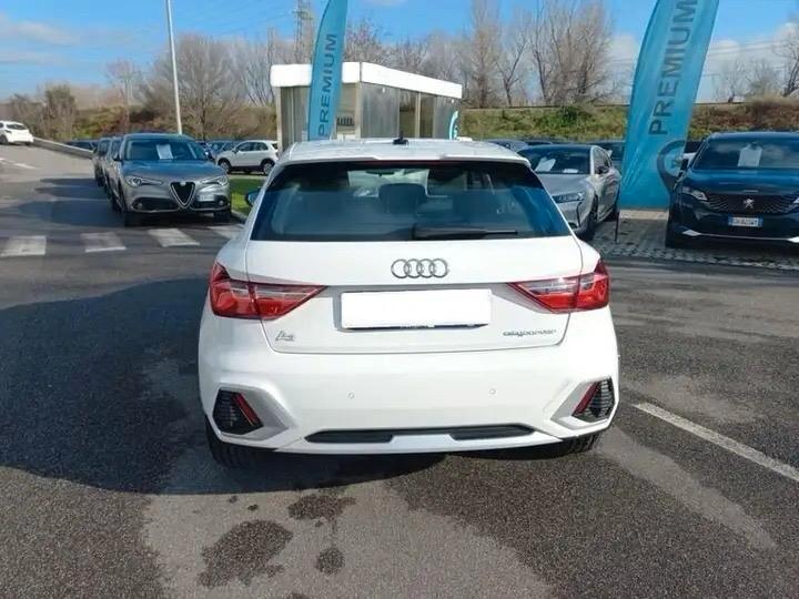 Audi A1 citycarver 25 TFSI Admired