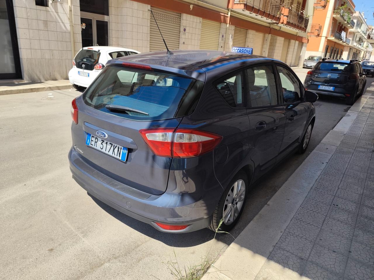 RIBASSATO Ford C-Max 1.6 TDCi 95CV UNIPROPRIETARIO