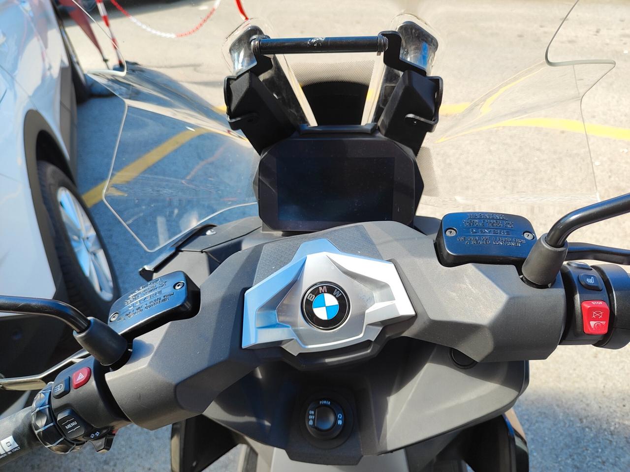 BMW C400X * Pari al nuovo * bauletto * parabrezza