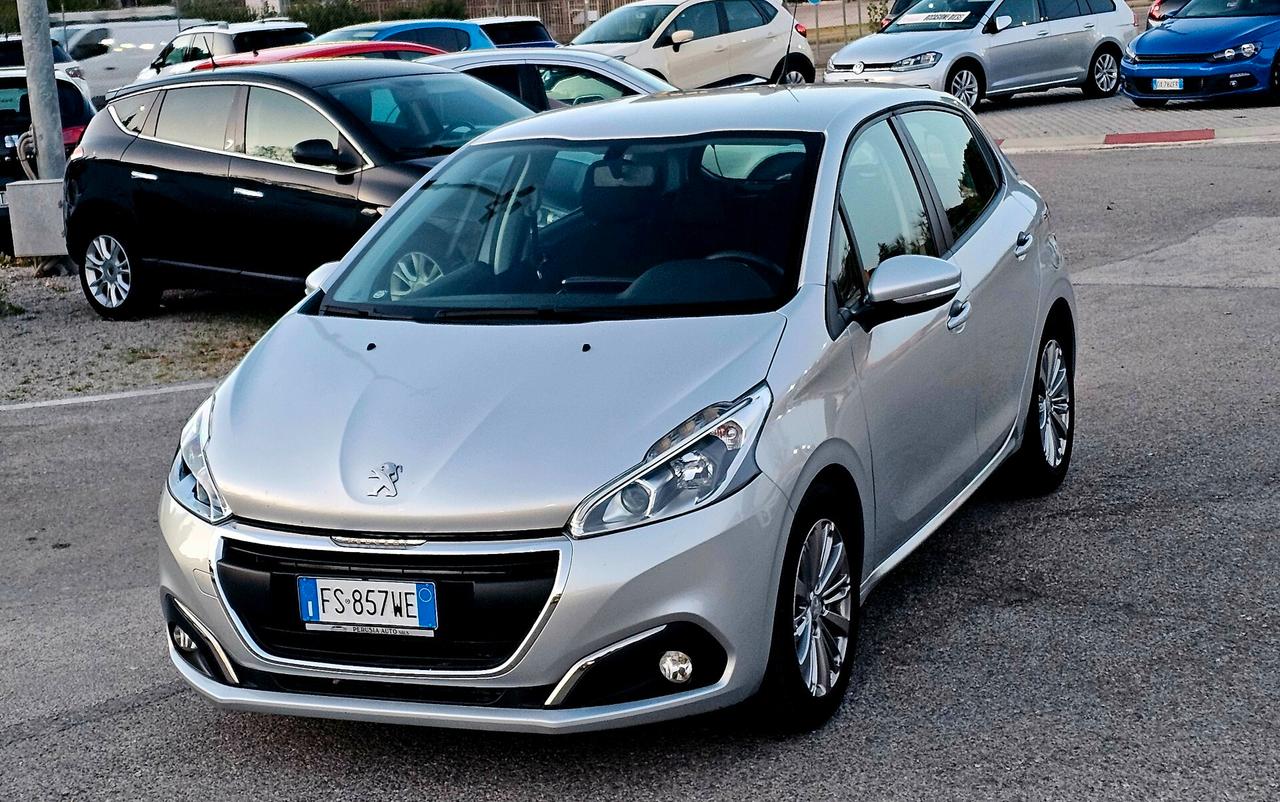 Peugeot 208 IBlueHDi 75 5 porte Allure