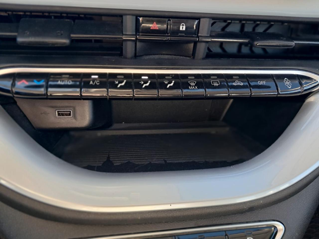 Fiat 500 500e Berlina 42 kWh La Prima