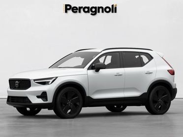 VOLVO XC40 B3 PLUS DARK AUTOMATICA