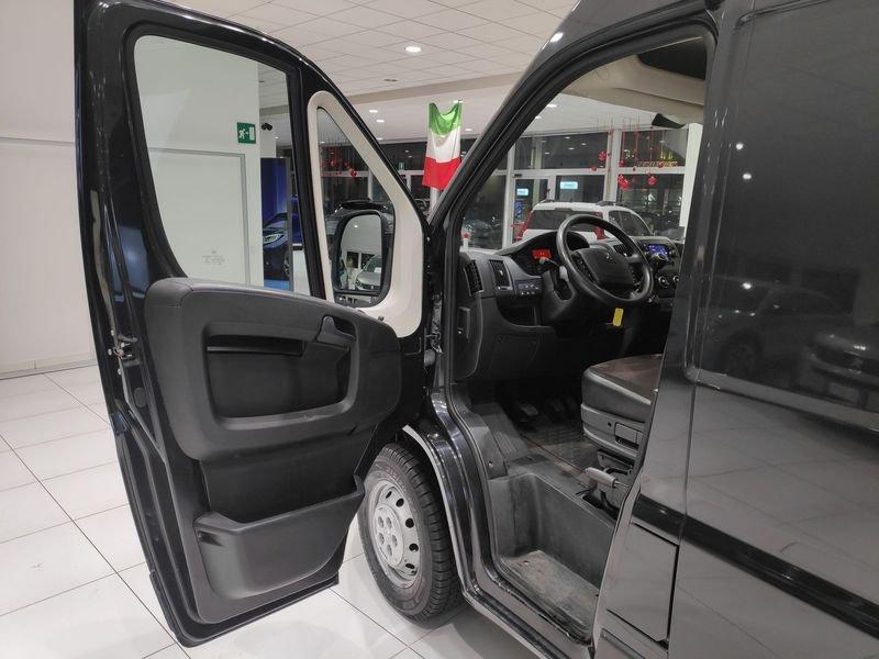 Peugeot Boxer Boxer 333 2.2 BlueHDi 165 S&S PM-TM*con PEDANA POSTERIORE INTERNA RIPIEGABILE*GARANTITA*