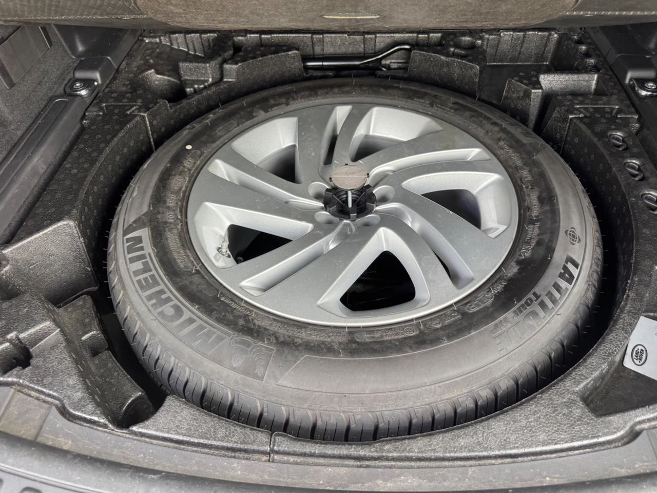 LAND ROVER DISCOVERY SPORT 20D MHEV 180 CV HSE