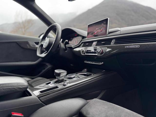 AUDI RS4 4 Avant