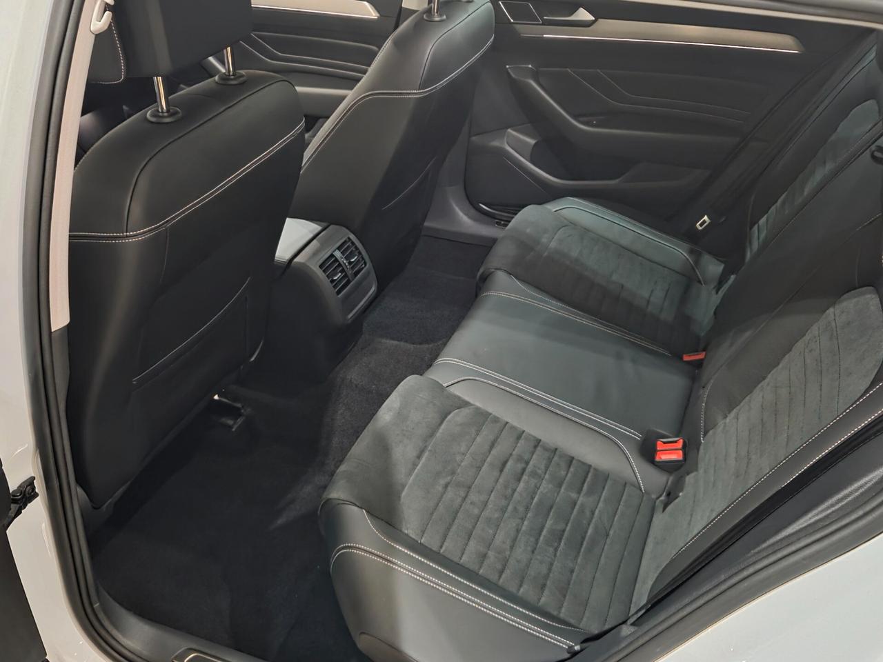 Volkswagen Passat Variant 2.0 TDI SCR EVO DSG Executive