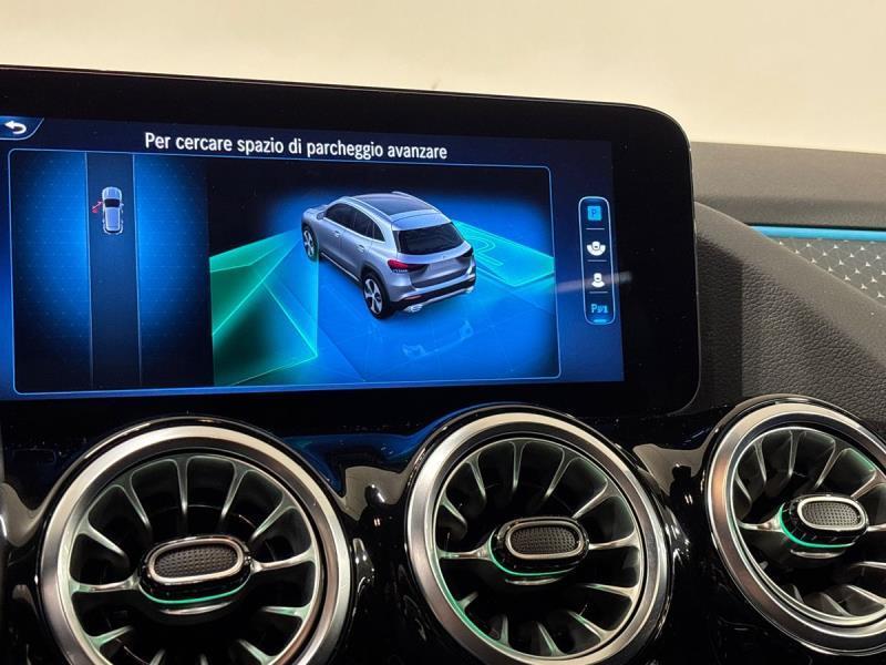 Mercedes GLA 200 200 Progressive Advanced Plus 7G-DCT