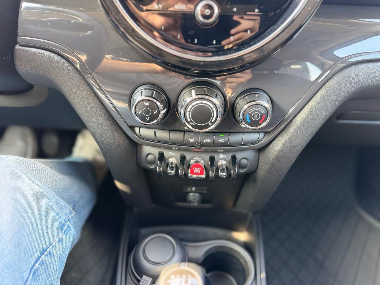 Mini Cooper Countryman Essential 1.5 One #11787