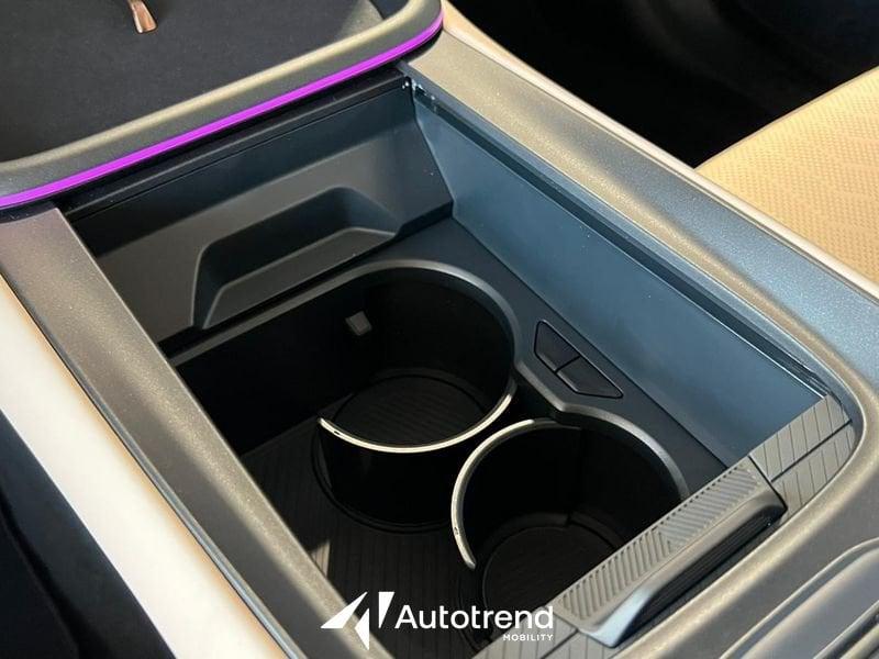 Lynk & Co 08 1.5 Plug-In 349 CV Automatica NAVI TETTO LED More