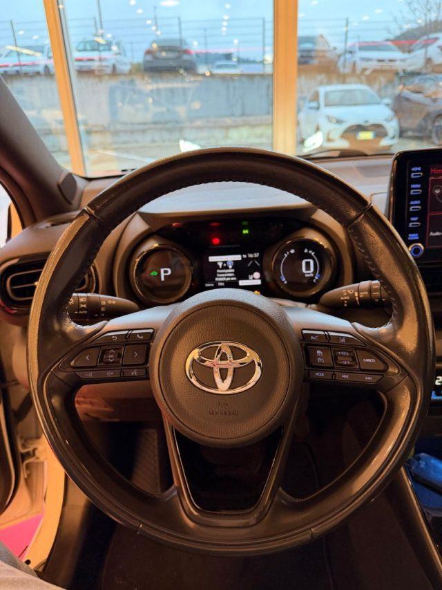 TOYOTA Yaris 1.5 Hybrid 5 porte Lounge