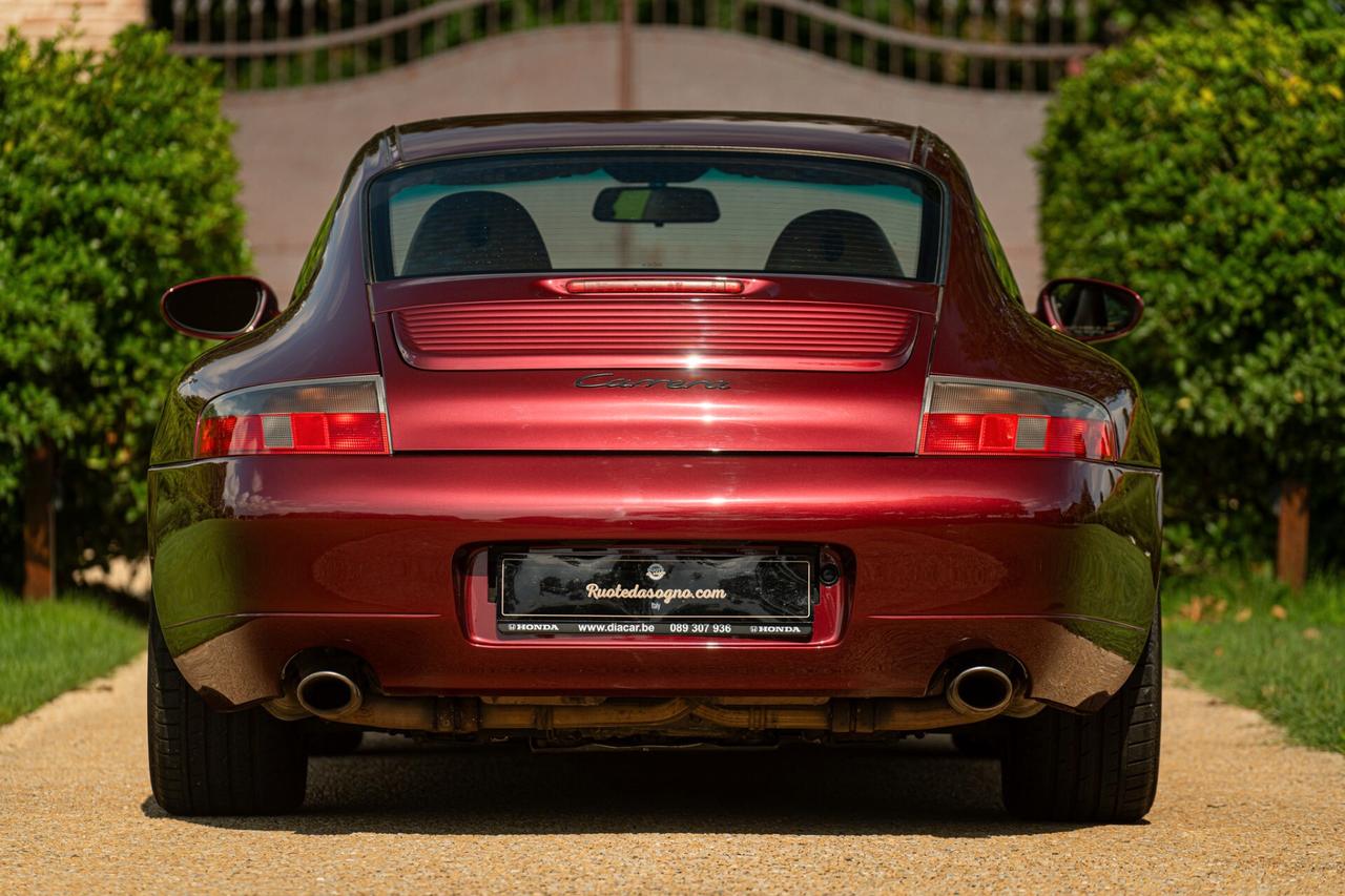 Porsche 996 (911) CARRERA - POR00269